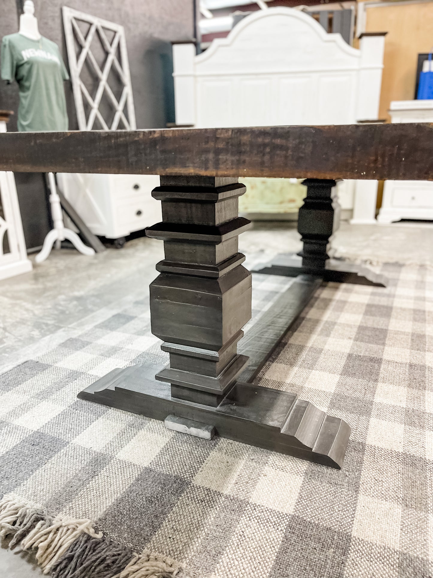 8’ Farmhouse Pedestal Table Dark Grey Wash
