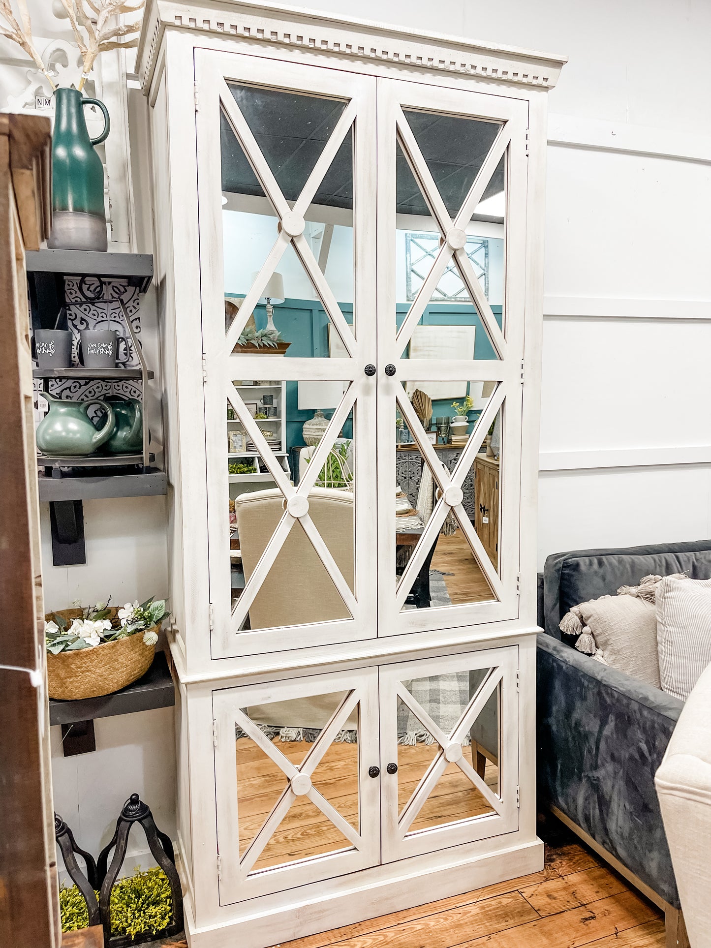 Johnstown Cabinet White | Mango Wood