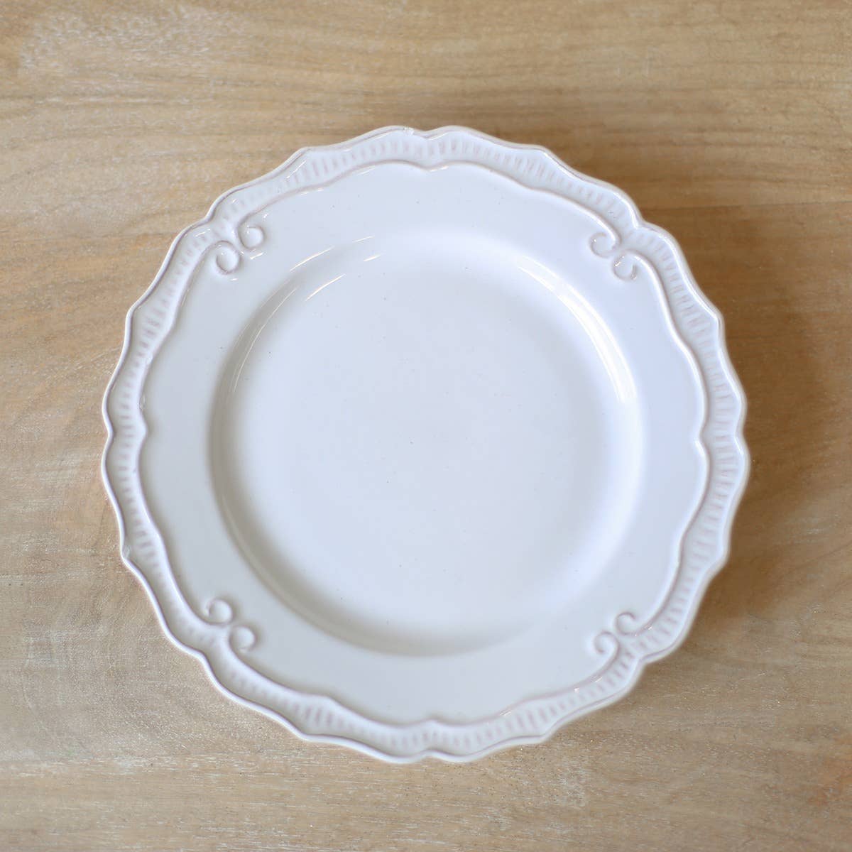 Everett Salad Plate - Antique White