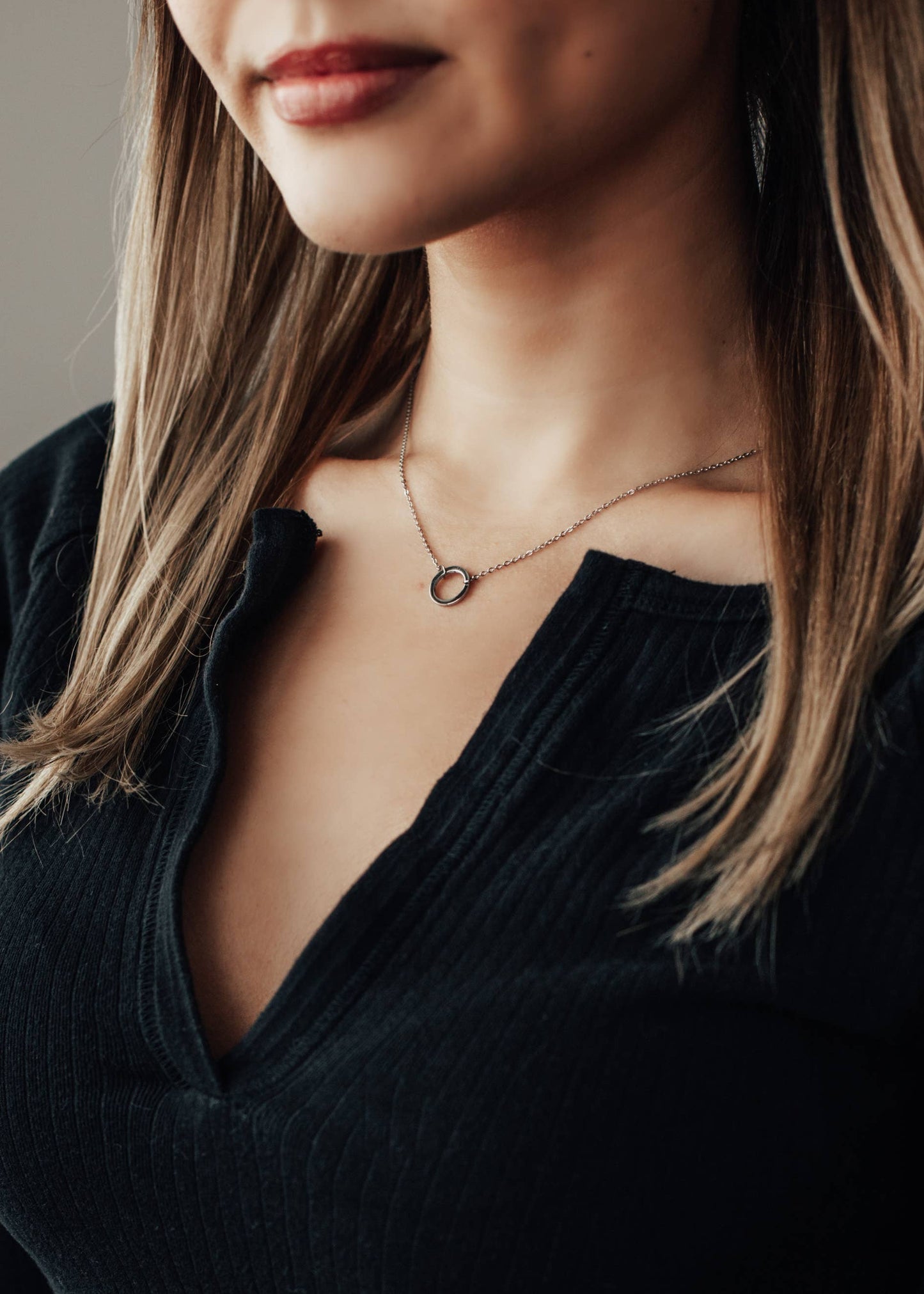 Open Circle Pendant Necklace | Silver