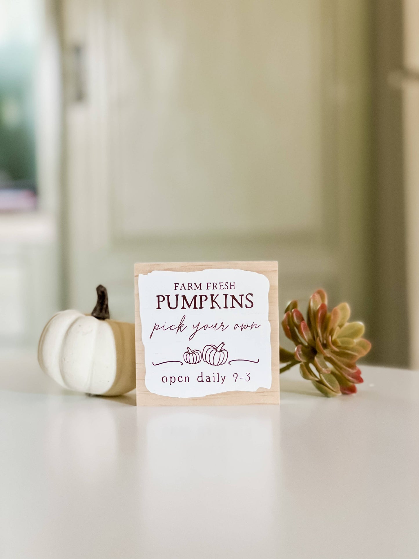 Farm Fresh Pumpkins Sign