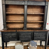 Claflin Hutch