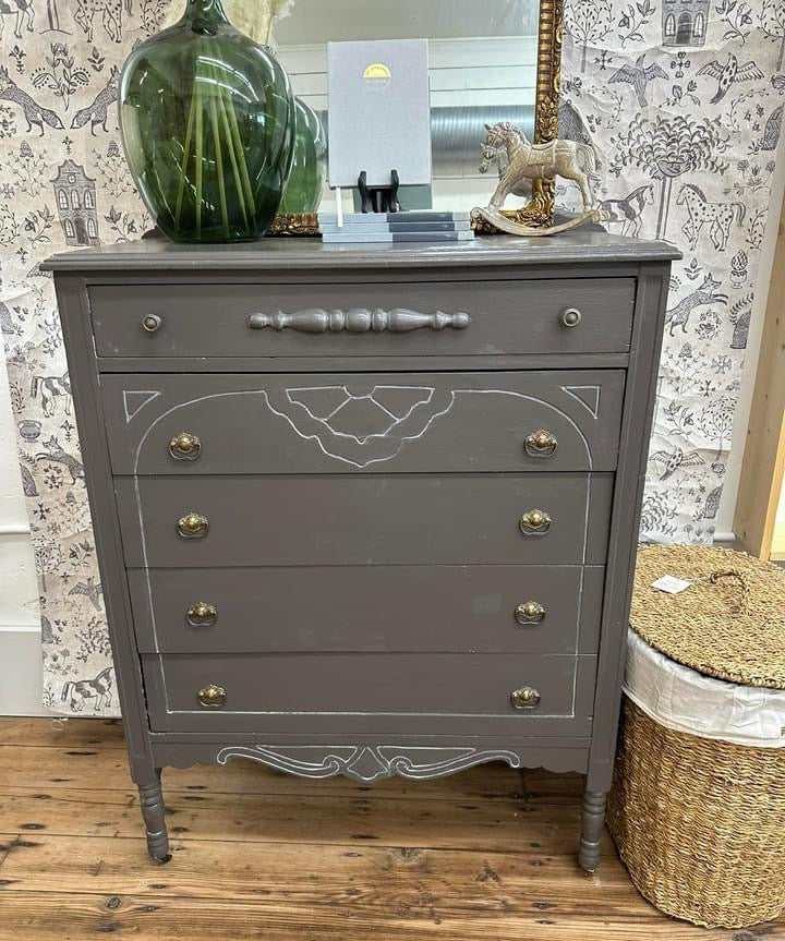 Vintage 6 Drawer Dresser – Newnan Mercantile Vintage 6 Drawer Dresser – Newnan Mercantile
