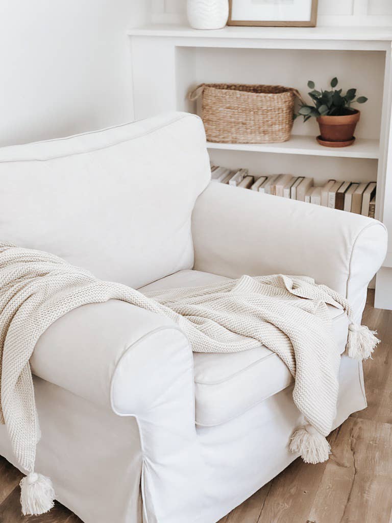 Knit Throw Blanket With Tassels: Cream