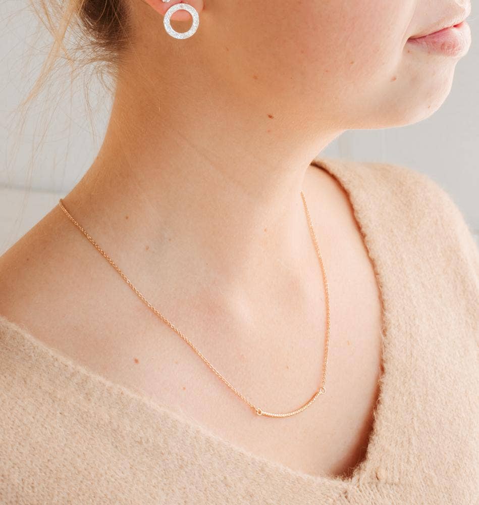 Delicate Gold Curved Bar Necklace l Gold