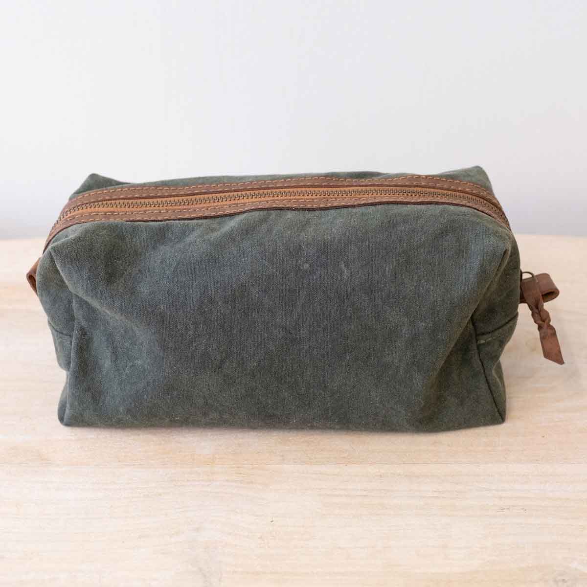 Brexton Canvas Shaving Kit Olive   10x4.35x3.55