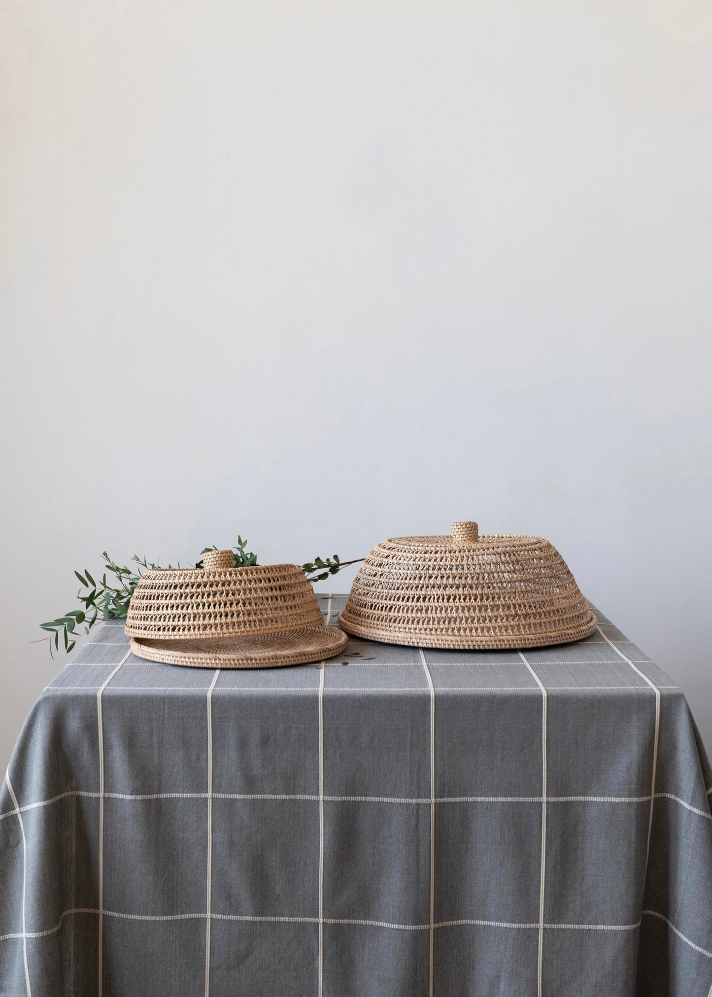 Hand-Woven Rattan Trays with Rattan Food Covers