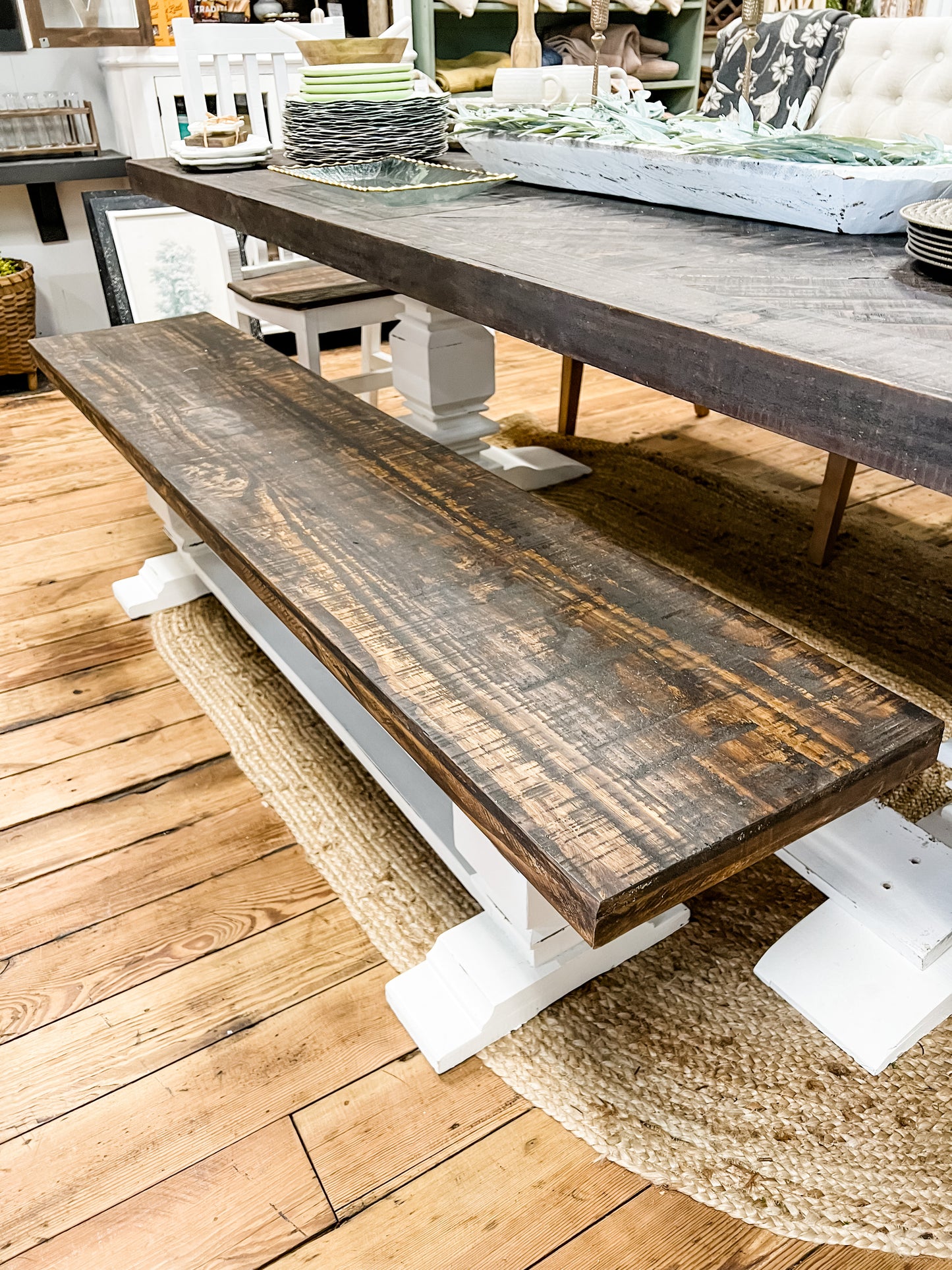 Pedestal Bench | White
